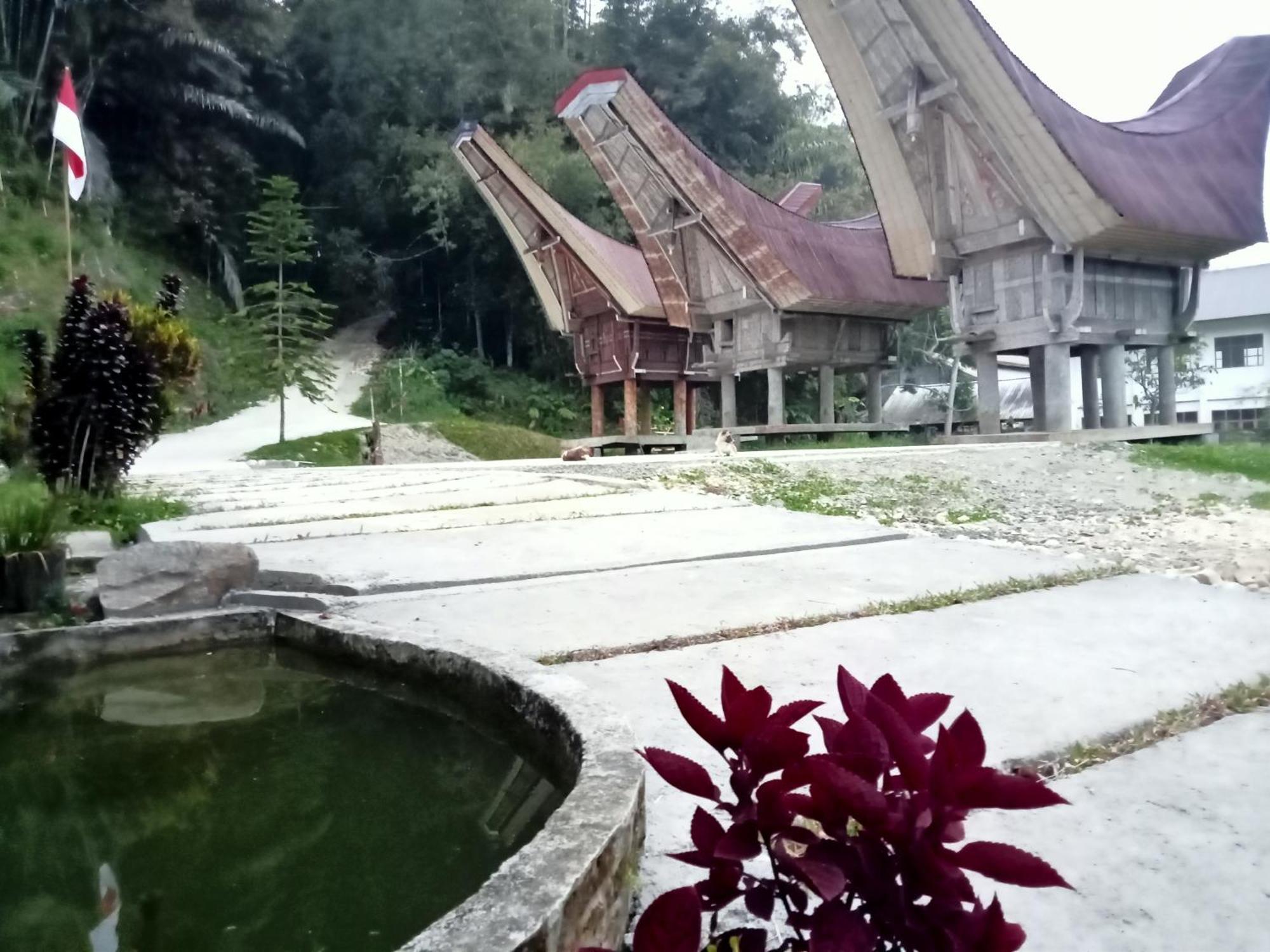 Nuansa Homestay Authentic&Hospitality Rantepao Esterno foto